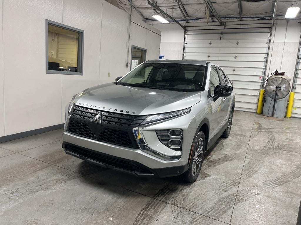 2023 Mitsubishi Eclipse Cross LE