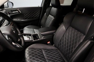 2024 Mitsubishi Outlander SEL