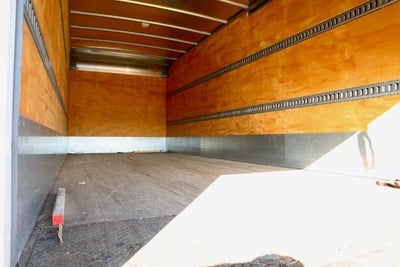 2016 Mitsubishi Fuso Base