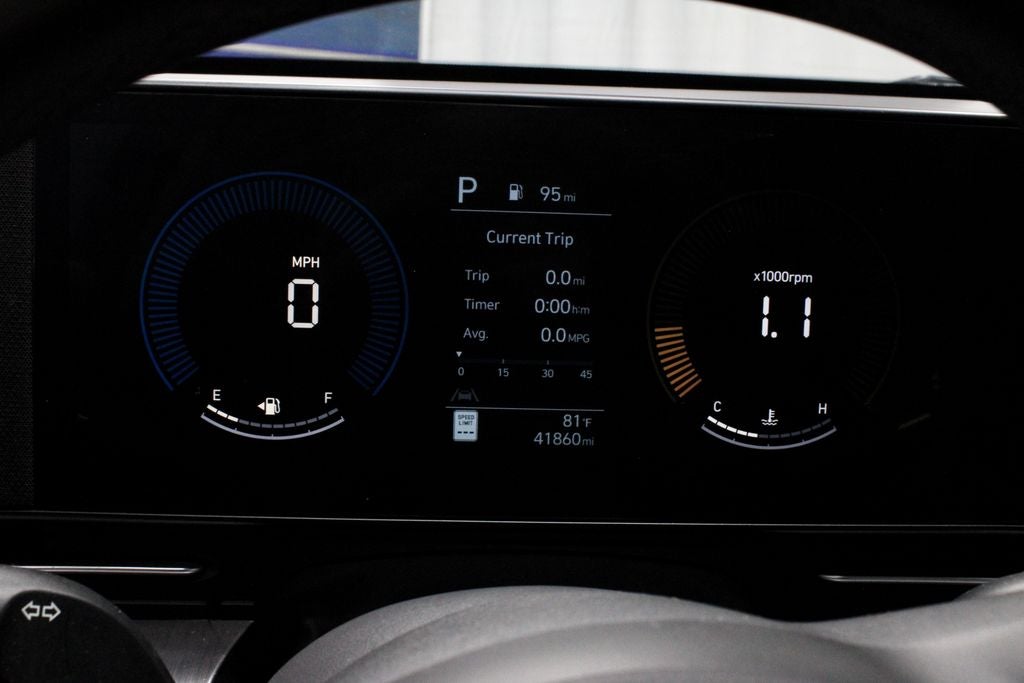 2025 Hyundai KONA SEL