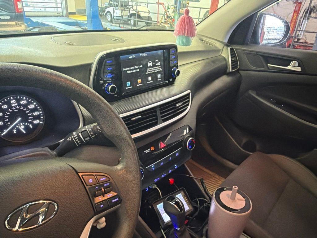 2021 Hyundai TUCSON SE