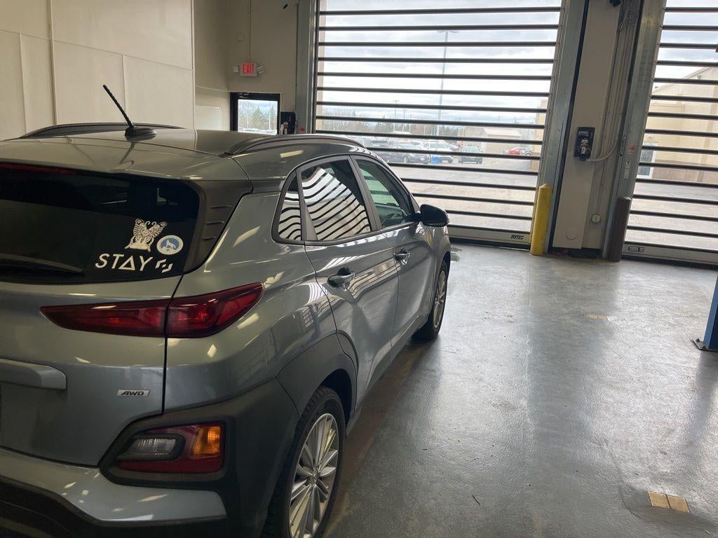 2021 Hyundai KONA SEL