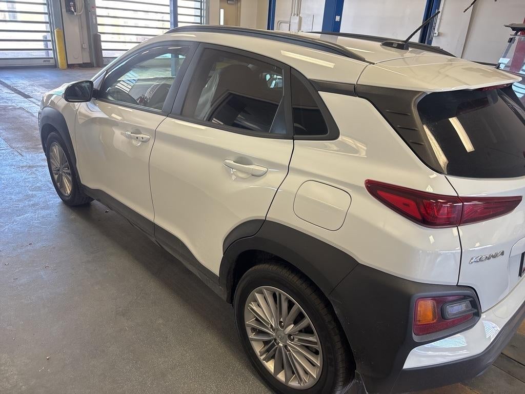 2021 Hyundai KONA SEL