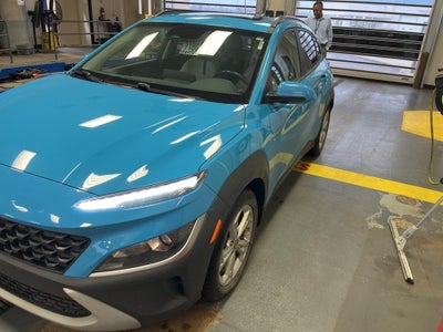 2022 Hyundai KONA SEL