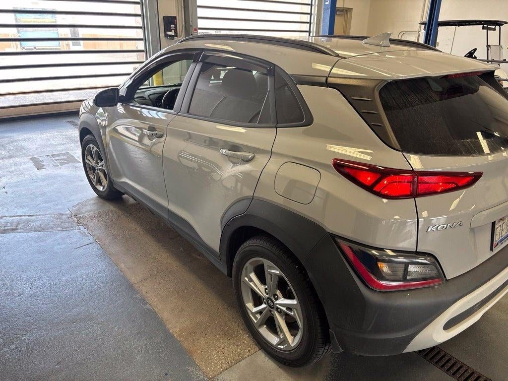 2022 Hyundai KONA SEL