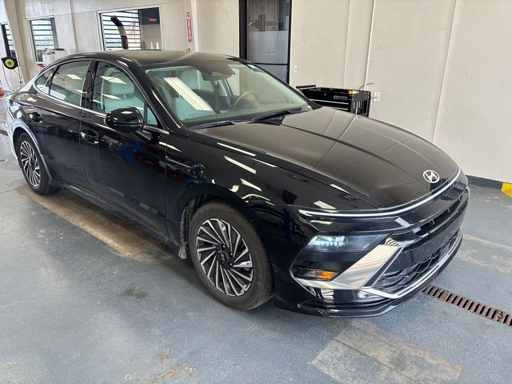 2025 Hyundai SONATA Hybrid SEL