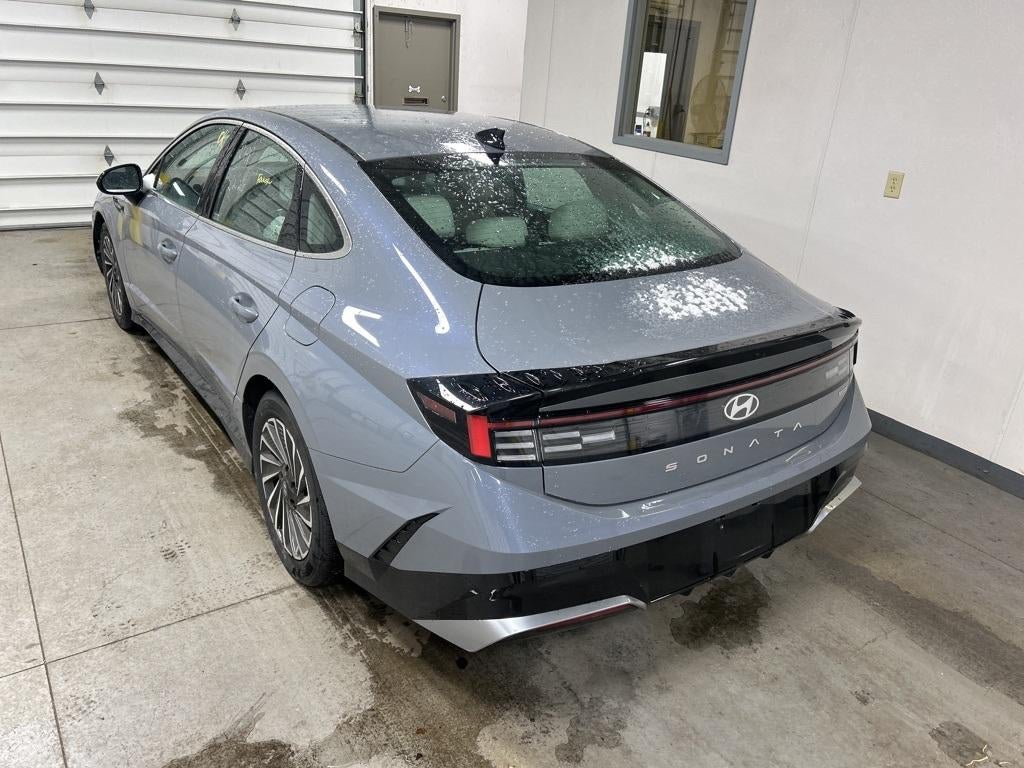 2025 Hyundai SONATA Hybrid SEL