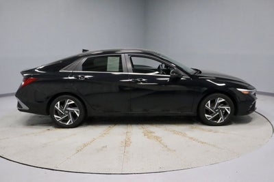 2024 Hyundai ELANTRA Hybrid Limited