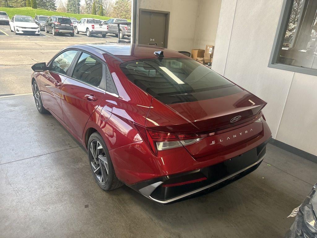 2025 Hyundai ELANTRA SEL Convenience