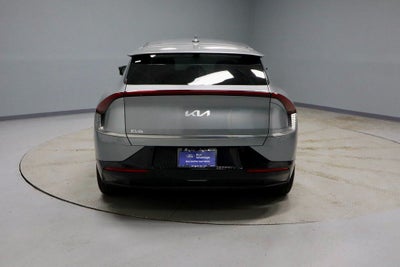 2022 Kia EV6 Wind