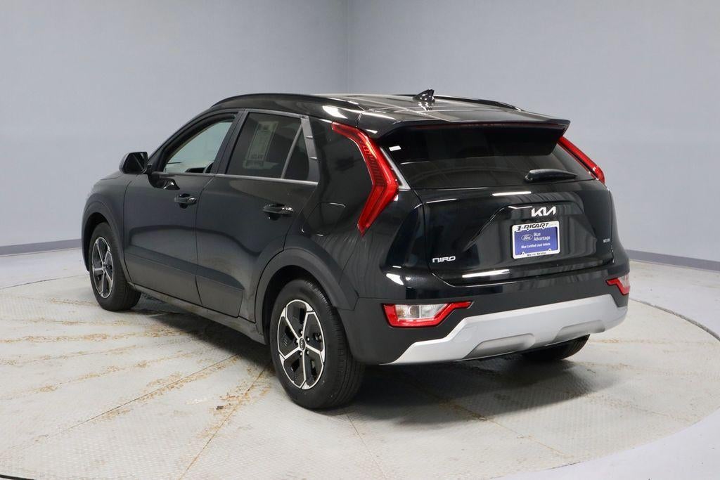 2023 Kia Niro LX