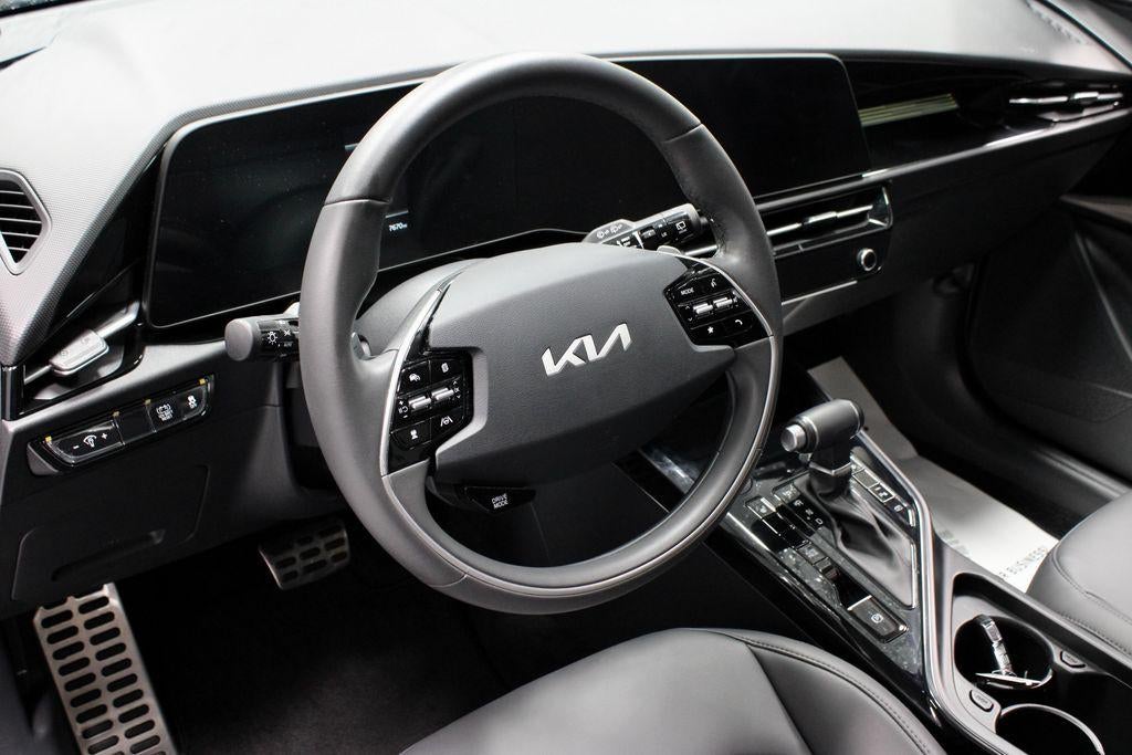 2025 Kia Niro EX Touring