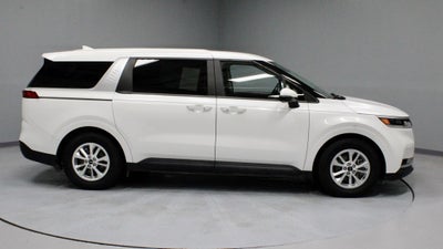 2023 Kia Carnival LX