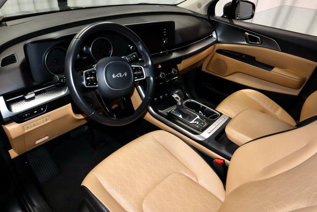 2024 Kia Carnival LX Seat Package