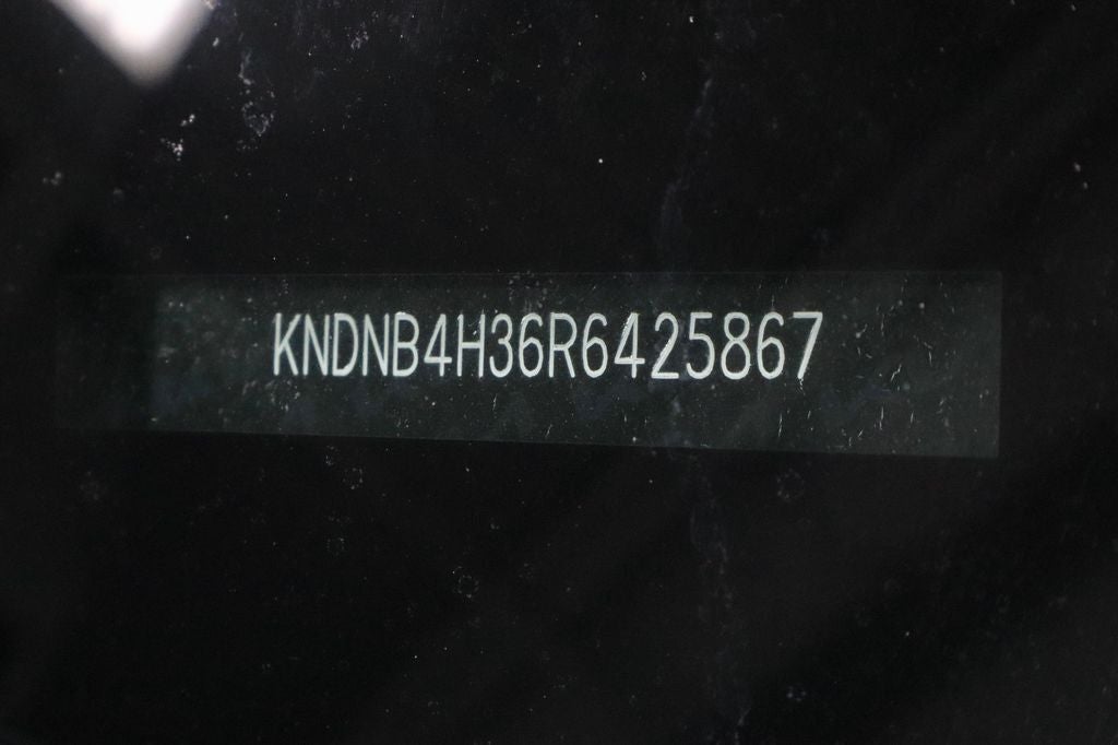 2024 Kia Carnival LX Seat Package