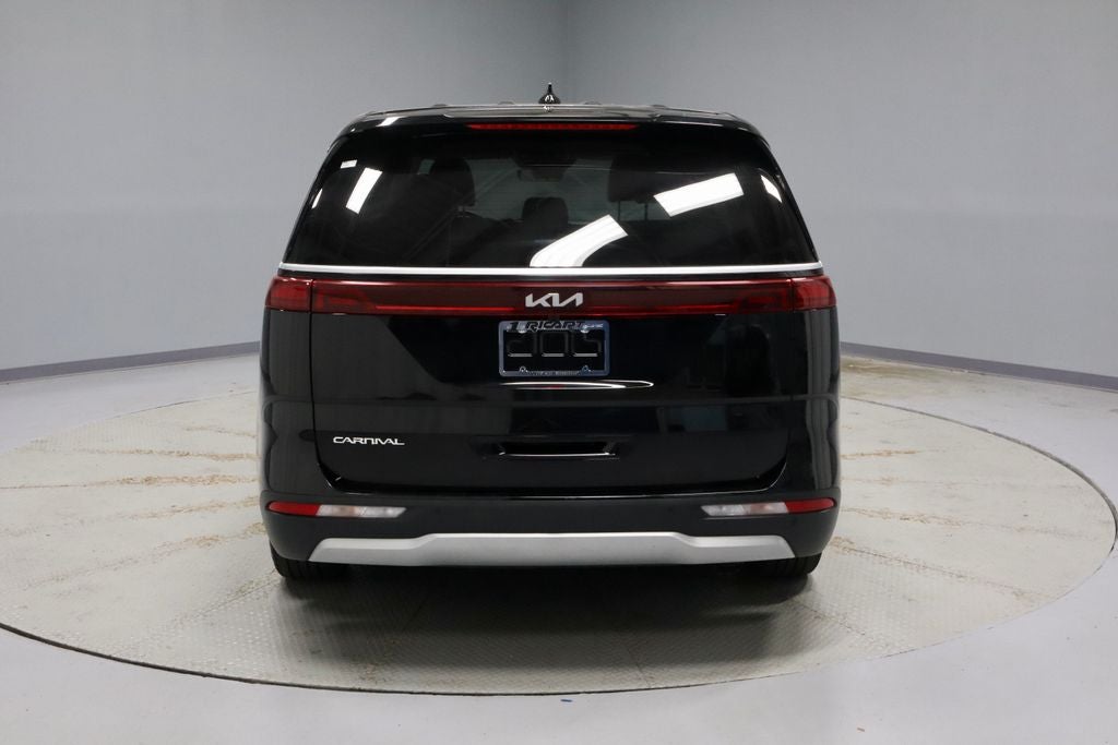 2024 Kia Carnival EX