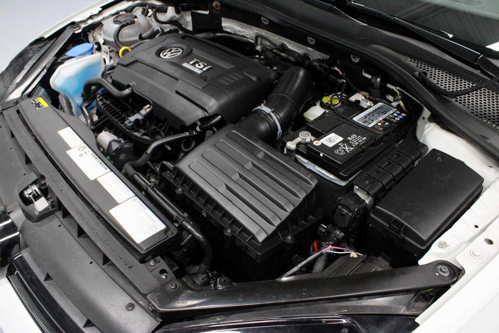 2019 Volkswagen Golf R DCC & Navigation 4Motion