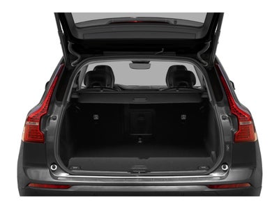 2024 Volvo XC60 B5 Ultimate Dark Theme