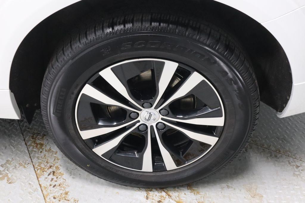 2023 Volvo XC60 B5 Core