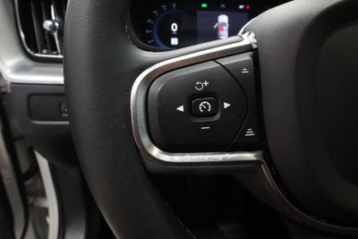 2023 Volvo XC60 B5 Core