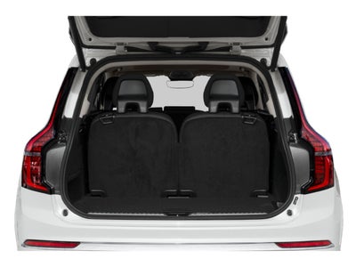 2025 Volvo XC90 B5 Plus